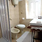 아파트 A Casa Di Lui