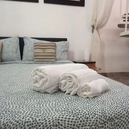 A Casa Di Lui