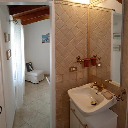 A Casa Di Lui *