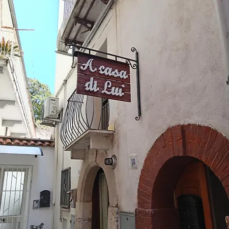 A Casa Di Lui